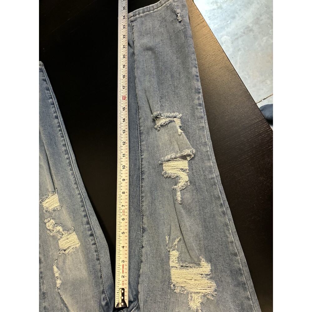 Judy Blue Distressed Skinny Jeans Women’s Size 13 (13/31) Mid-Rise Stretch Denim - Picture 4 of 8